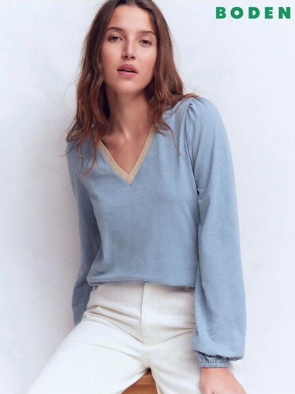 Boden Top light blue Long Sleeve V-Neck Metallic Trim Casual Blouse Size 10